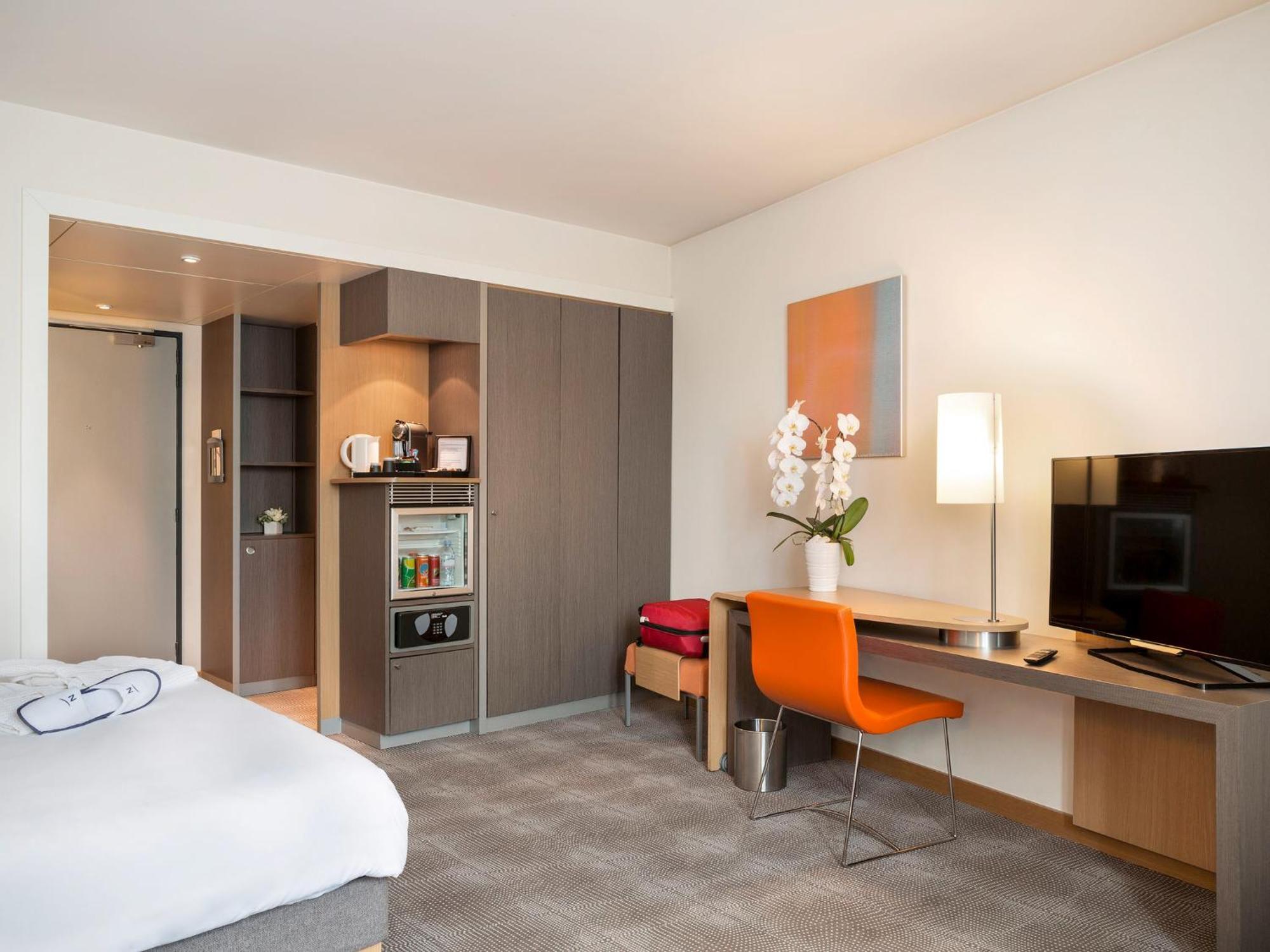 Executive Queen Room