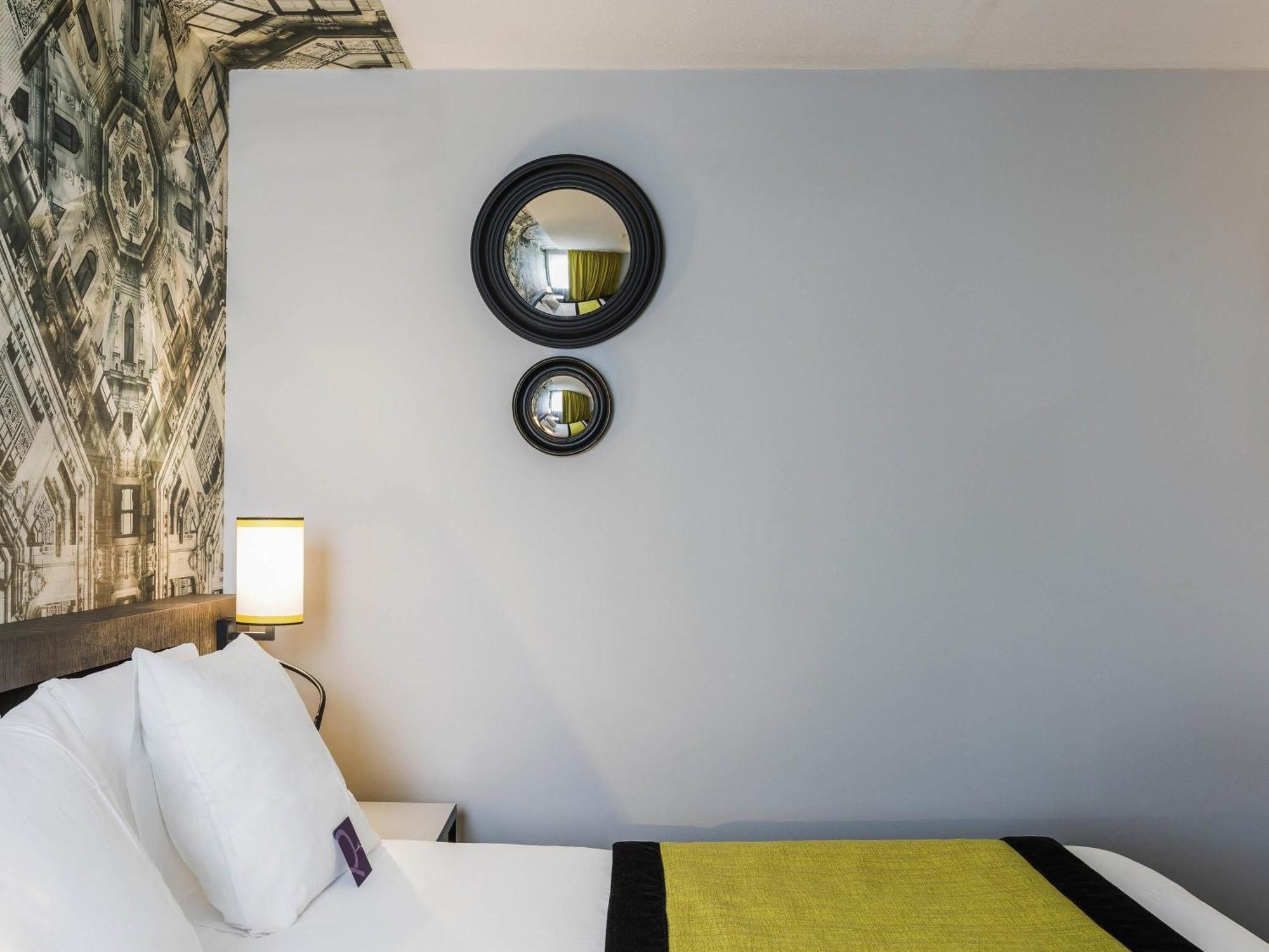 Suite avec 1 Lit Double et 2 Lits Simples