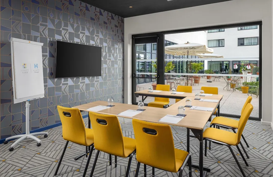 Hyatt House Paris Charles de Gaulle Airport-1