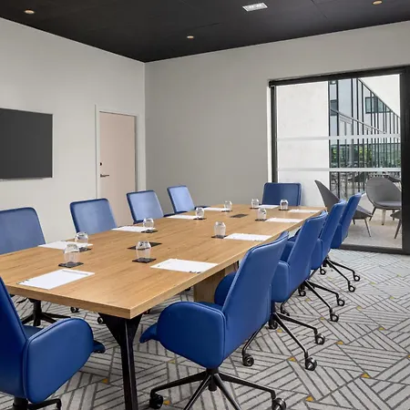 Hyatt House Paris Charles de Gaulle Airport-2